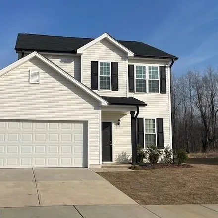 Rent this 3 bed house on Gretzky Parkway in Clayton, NC 37520