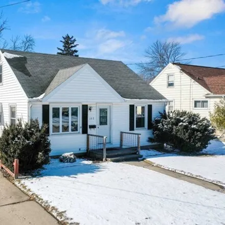 Buy this 3 bed house on 153 North Western Avenue in Neenah, WI 54956