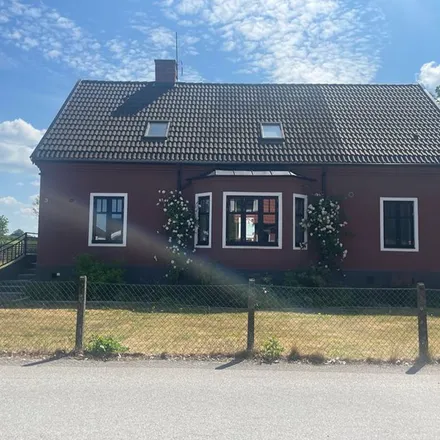 Rent this 7 bed apartment on Astervägen 20 in 232 39 Arlöv, Sweden