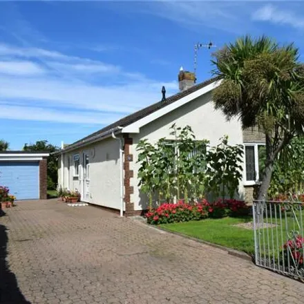 Buy this 3 bed house on Fulmar Road in Porthcawl, CF36 3UH
