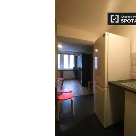 Rent this studio apartment on Boulevard Général Jacques - Generaal Jacqueslaan 162 in 1050 Ixelles - Elsene, Belgium