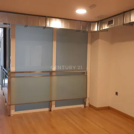 Image 9 - Calle Vicente Innerarity, 4, 33204 Gijón, Spain - Apartment for rent