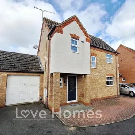 Buy this 3 bed house on Meadhook Drive in Barton-le-Clay, MK45 4RH