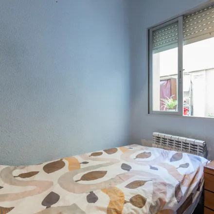 Rent this 3 bed room on Madrid in Calle Antonio Gómez Galiana, 9