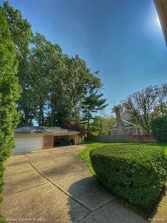 Image 4 - 344 Neff Road, Grosse Pointe, Wayne County, MI 48230, USA - House for rent