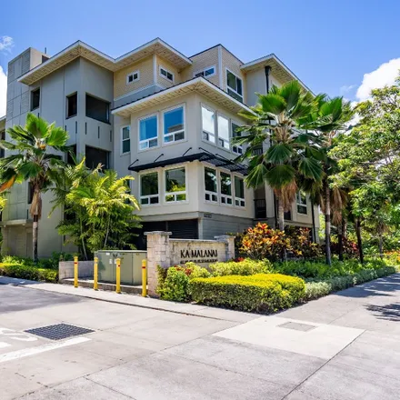 Rent this 2 bed condo on 471 Kailua Rd