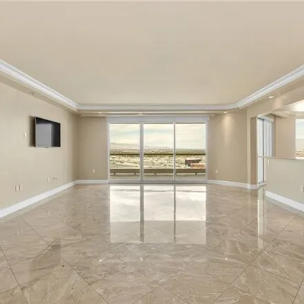 Image 7 - Turnberry Place Tower IV, Paradise Road, Winchester, NV 89169, USA - House for rent
