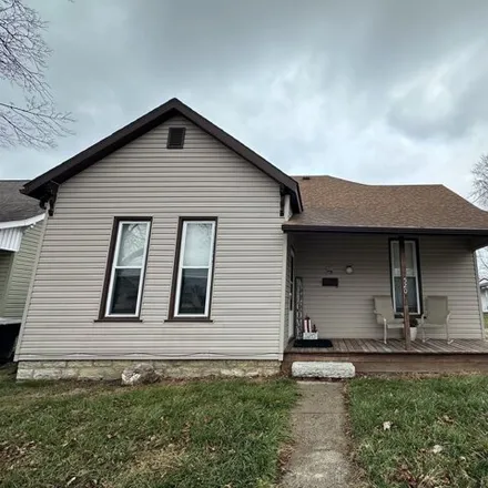 Buy this 2 bed house on 560 West Bennett Street in Greensburg, IN 47240