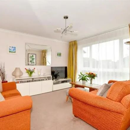Buy this 3 bed house on Chennells Way in Horsham, RH12 5TW