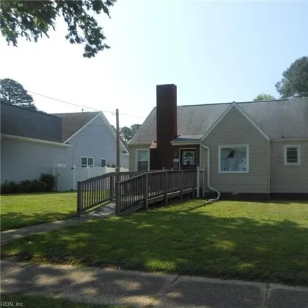 Buy this 2 bed house on 439 East Bayview Boulevard in Pooles, Norfolk
