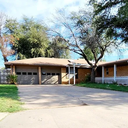 Rent this 3 bed house on 3328 Fannin Avenue in Midland, TX 79707