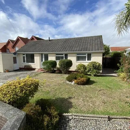 Buy this 3 bed house on Elm Drive in Bude, EX23 8ES
