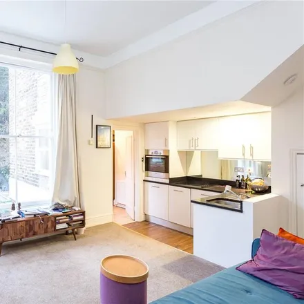 Rent this 1 bed apartment on 13 Wallace Road in London, N1 2PG