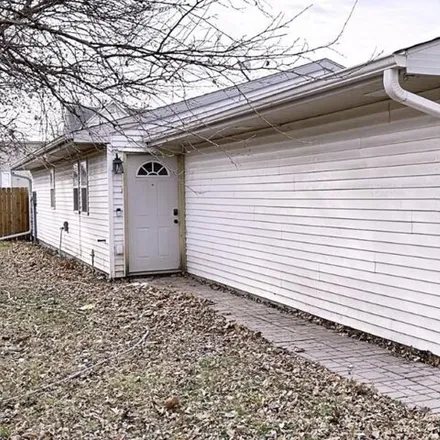 Buy this 3 bed house on 2023 3rd Avenue South in Fort Dodge, IA 50501