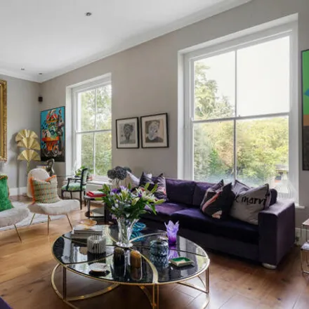 Buy this 6 bed duplex on West Middlesex Hospital in Twickenham Road, London