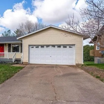 Buy this 3 bed house on 2176 5th Avenue in Muscatine, IA 52761