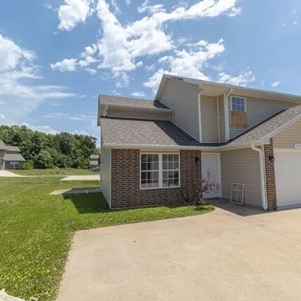 Rent this 4 bed house on 1495 Bodie Drive in Columbia, MO 65202