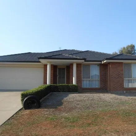 Rent this 3 bed apartment on Bullimbal School in Hunt Street, North Tamworth NSW 2340