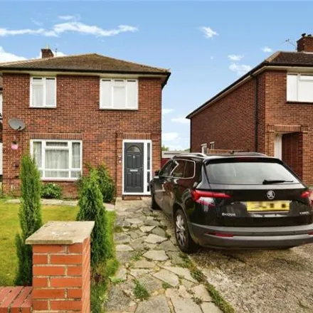 Buy this 3 bed duplex on Sheppey Road in Loose, ME15 9SL