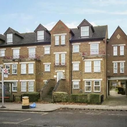Buy this 2 bed apartment on West Street in London, DA8 1AR