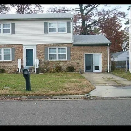 Buy this 4 bed house on 125 Saint Stephens Drive in Warwick Lawns, VA 23602