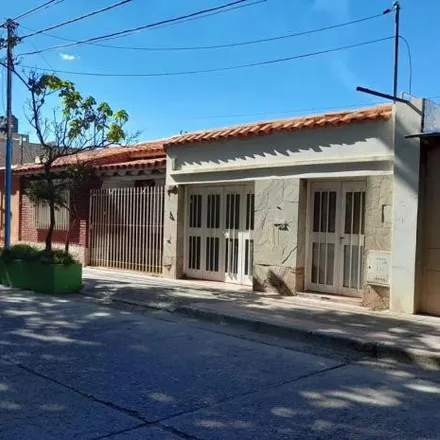 Buy this 2 bed house on unnamed road in Distrito Luzuriaga, 5516 Maipú