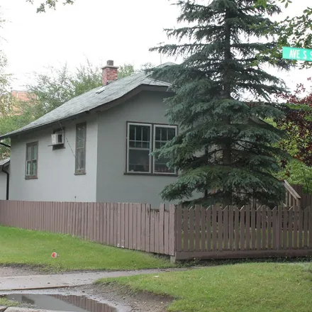 Rent this 3 bed apartment on Pleasant Hill Community School in 215 Avenue S South, Saskatoon
