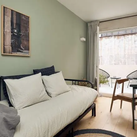 Rent this 2 bed apartment on Carrer de Muntaner in 309, 08001 Barcelona