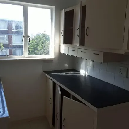 Image 2 - Guildford Road, Essenwood, Durban, 4001, South Africa - Apartment for rent