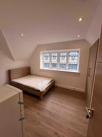 Rent this 1 bed apartment on RBS in Castle Street, Luton