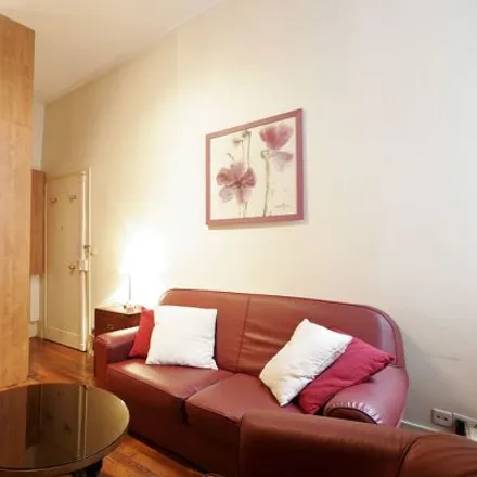 Image 7 - 42 Rue Chapon, 75003 Paris, France - Apartment for rent