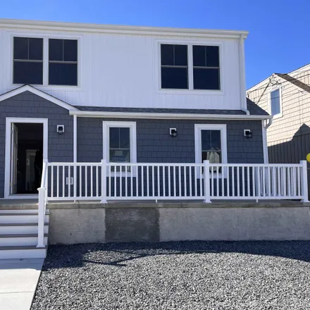 Buy this 4 bed house on 257 West 21st Avenue in North Wildwood, Cape May County