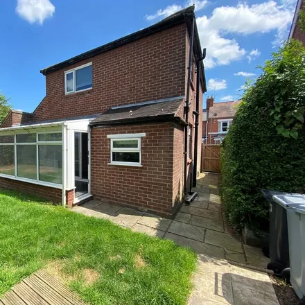 Image 2 - Fern Bank Close, Crewe, CW1 6HF, United Kingdom - House for rent
