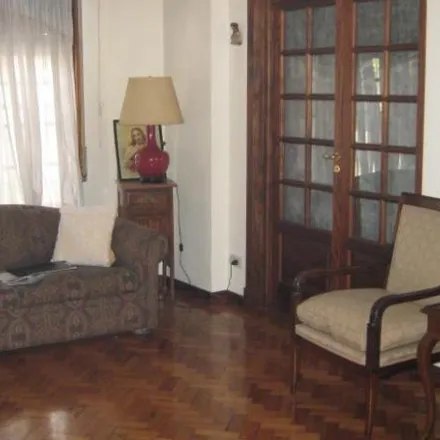 Buy this 3 bed house on Intendente Ferrari 221 in Adrogué, Argentina