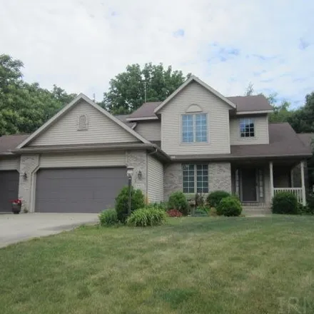 Buy this 5 bed house on 10453 Cottage Grove Drive in Elkhart County, IN 46540