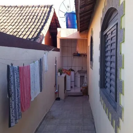 Buy this 2 bed house on Rua das Violetas in Serpa, Caieiras - SP