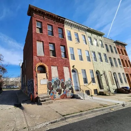 Buy this studio house on 1410 West Franklin Street in Baltimore, MD 21223