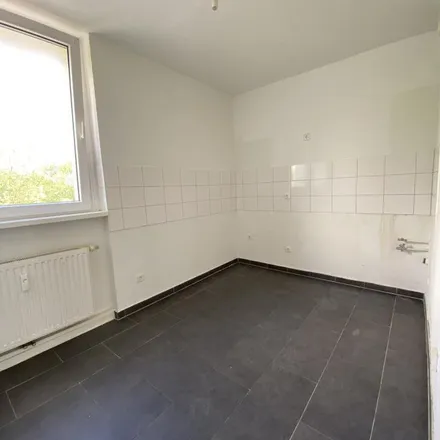 Image 4 - Potsdamer Straße 19, 40599 Dusseldorf, Germany - Apartment for rent