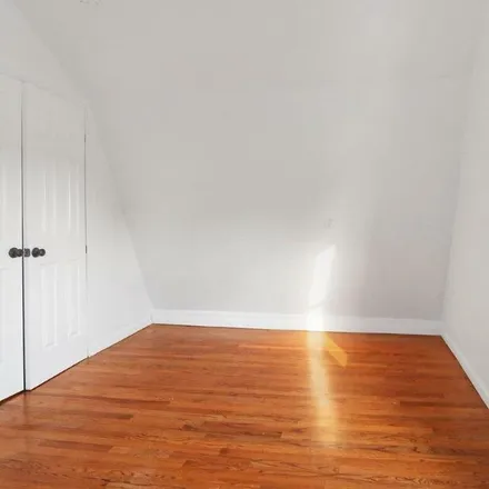 Rent this 3 bed apartment on 1424 77th Street in New York, NY 11228