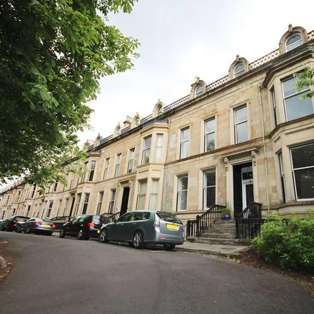 Rent this studio townhouse on 11 Prince's Terrace in Partickhill, Glasgow