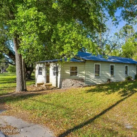 Buy this 2 bed house on 551 North 7th Street in Chipley, FL 32428