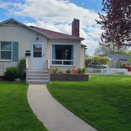 Buy this 4 bed house on 225 High Street in Nampa, ID 83651