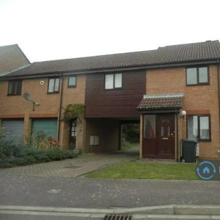 Rent this 2 bed townhouse on Lincroft in Cranfield, MK43 0HZ