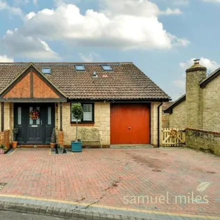 Buy this 5 bed house on Fox Brook in Royal Wootton Bassett, SN4 8QD