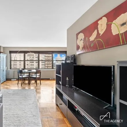 Image 2 - 180 West End Avenue, New York, NY 10023, USA - Apartment for sale