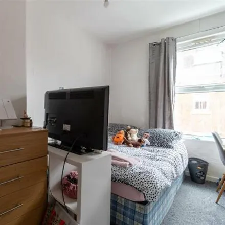 Image 4 - 2-8 Granby Terrace, Leeds, LS6 3BB, United Kingdom - House for rent