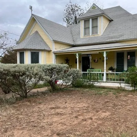 Image 2 - 999 North College Street, Brady, TX 76825, USA - House for sale