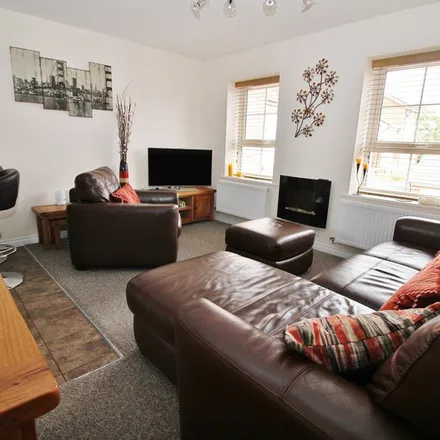 Rent this 2 bed apartment on Wellstead Primary School in Wellstead Way, Hedge End