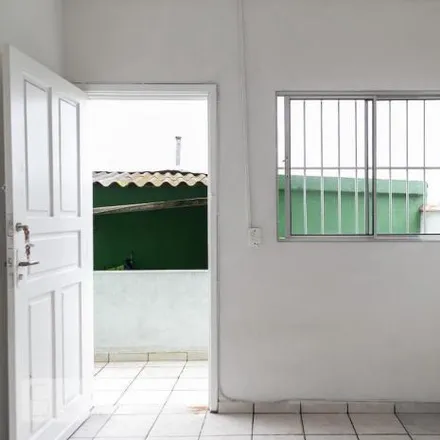 Rent this 1 bed house on Rua Engenheiro José García da Silveira in Jabaquara, Santos - SP