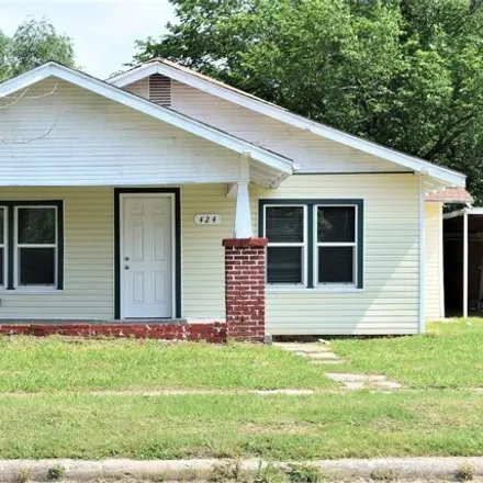 Buy this 3 bed house on 460 West Harrison Street in Maud, Pottawatomie County